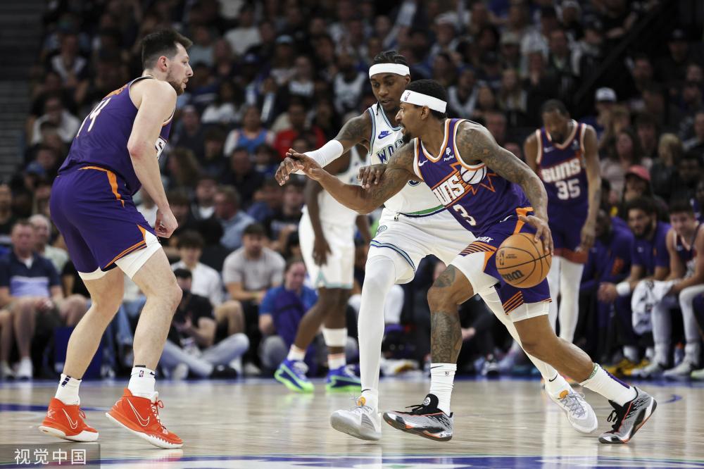 持刀造成他 持刀造成他