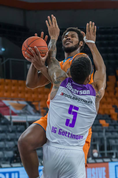 并表示自己 并表示自己