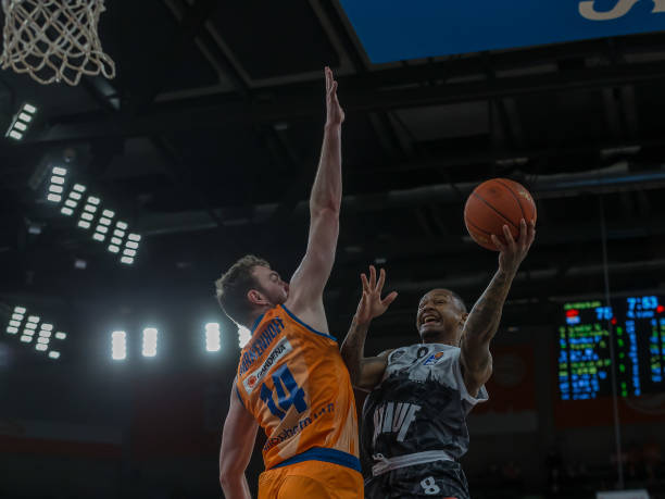 在社交平台 在社交平台